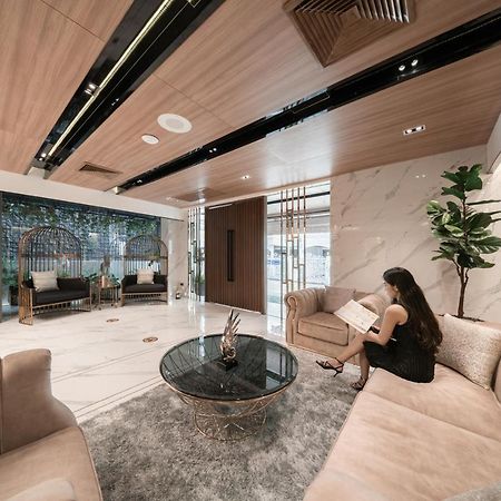 Aspira Parc Sukhumvit 22 Hotel Bangkok Exterior photo