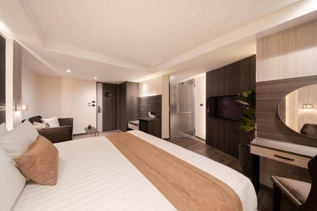 Aspira Parc Sukhumvit 22 Hotel Bangkok Exterior photo