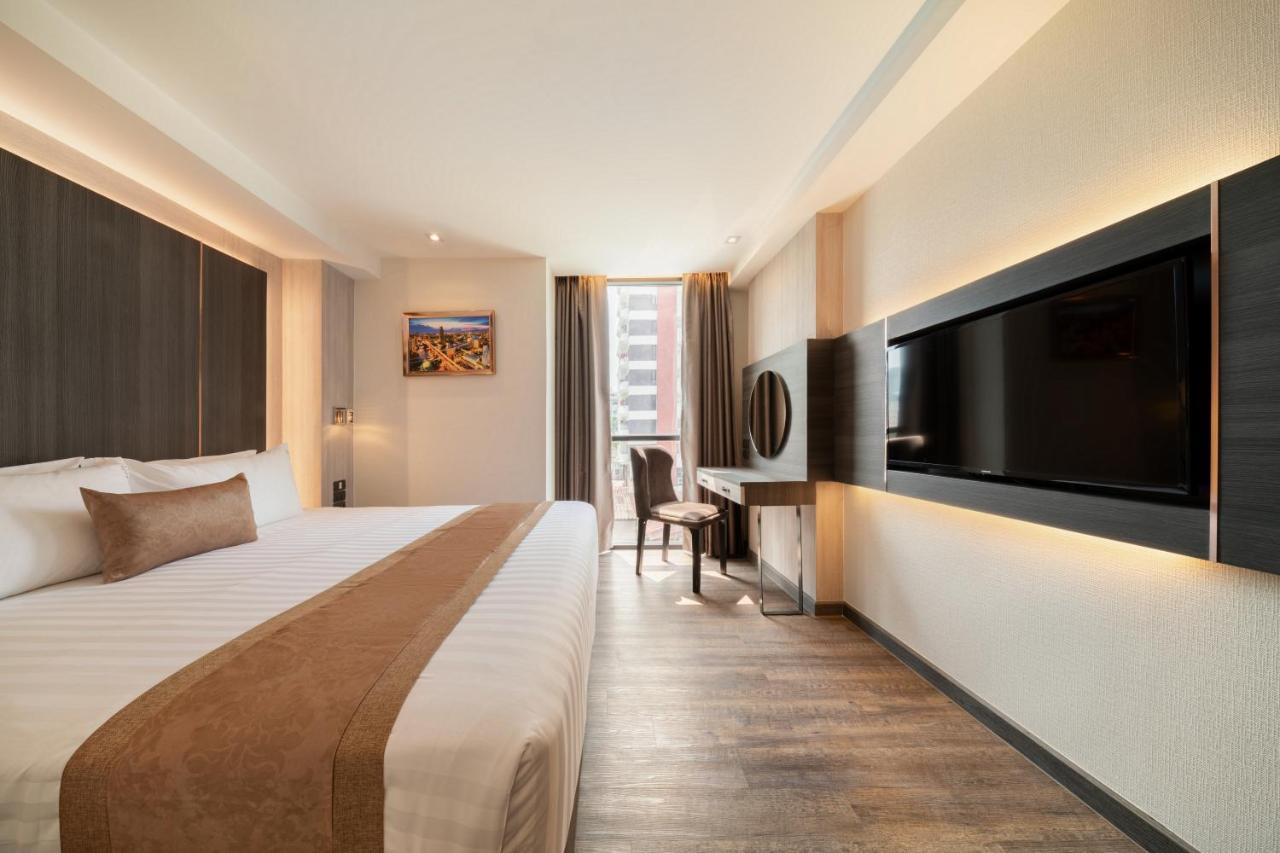 Aspira Parc Sukhumvit 22 Hotel Bangkok Exterior photo
